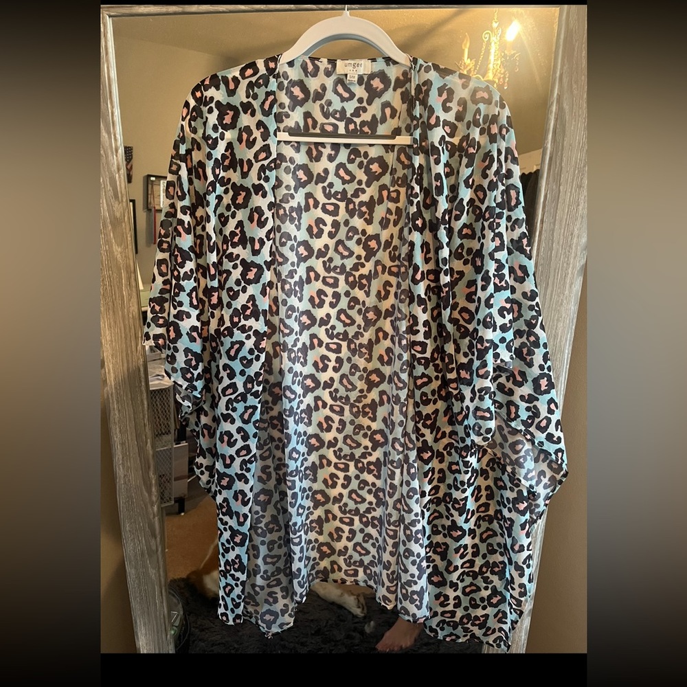 Umgee Cheetah Print Kimono